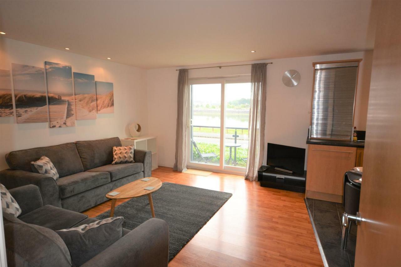 Coastal Apartments - Wales Swansea Dış mekan fotoğraf