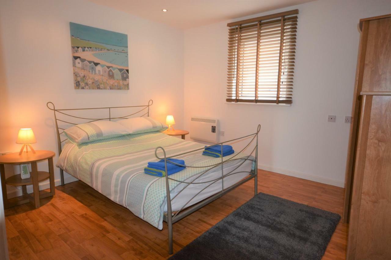 Coastal Apartments - Wales Swansea Dış mekan fotoğraf