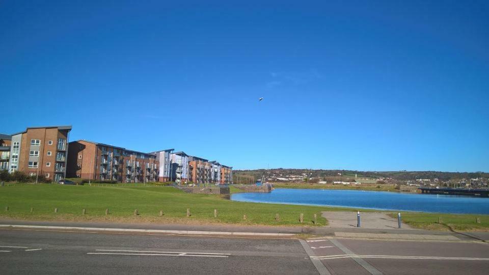 Coastal Apartments - Wales Swansea Dış mekan fotoğraf